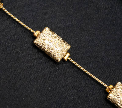 Zincir Yastık Altın - 2